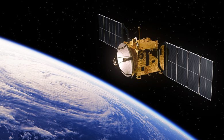 Ground Control to Facebook: Beam down the Internet to Earth Ground Control to Facebook: Beam down the Internet to Earth