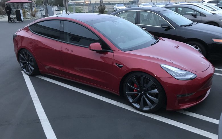 Tesla Buyers to Lose $7500 Tax Credit; Deadline Is October 15