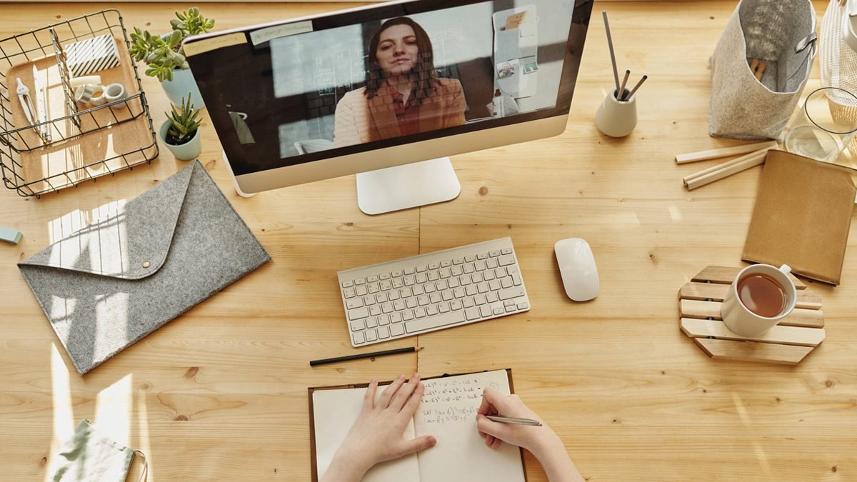 Four Ways to Make Virtual Training Sessions Engaging for Learners